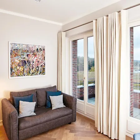Englisches Haus F656 Mit Wasserblick, Sauna, Kamin, Garten